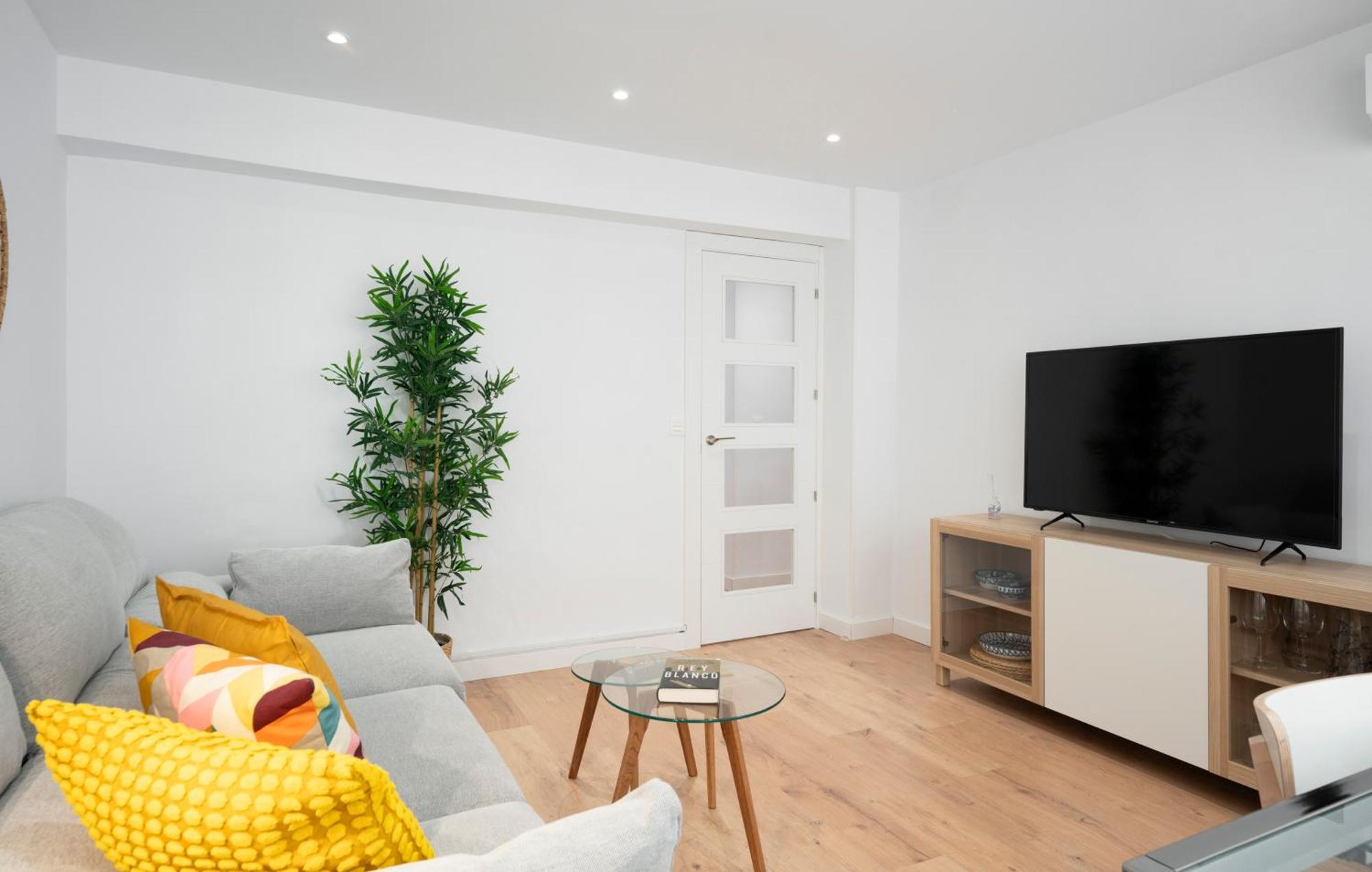 Ronda Suites Junto Estacion Tren Y Hospitales Granada Luaran gambar