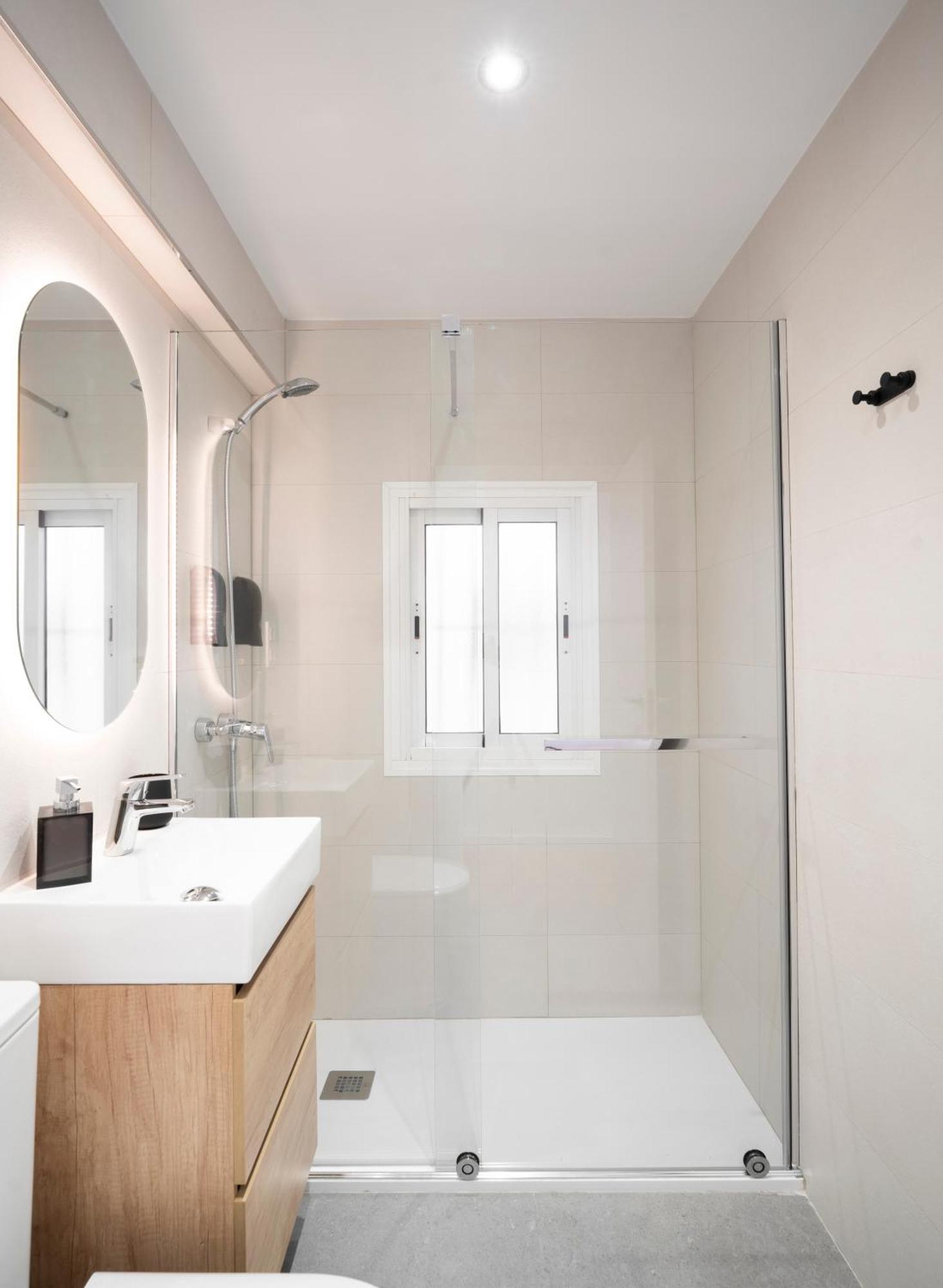 Ronda Suites Junto Estacion Tren Y Hospitales Granada Luaran gambar