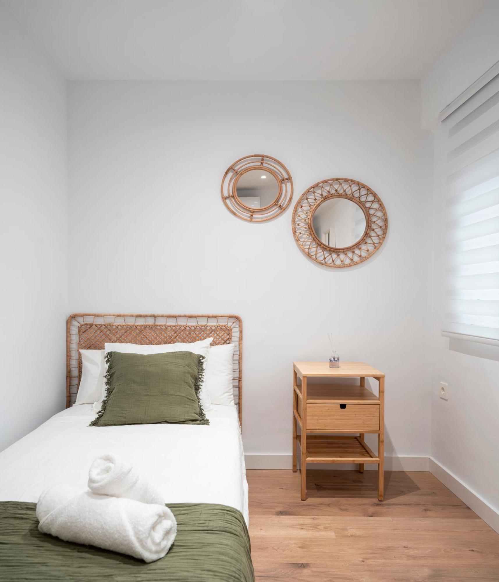 Ronda Suites Junto Estacion Tren Y Hospitales Granada Luaran gambar